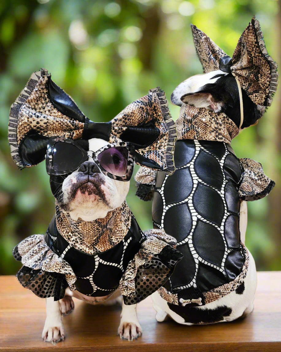 COBRA COULTER, ruffle sleeves