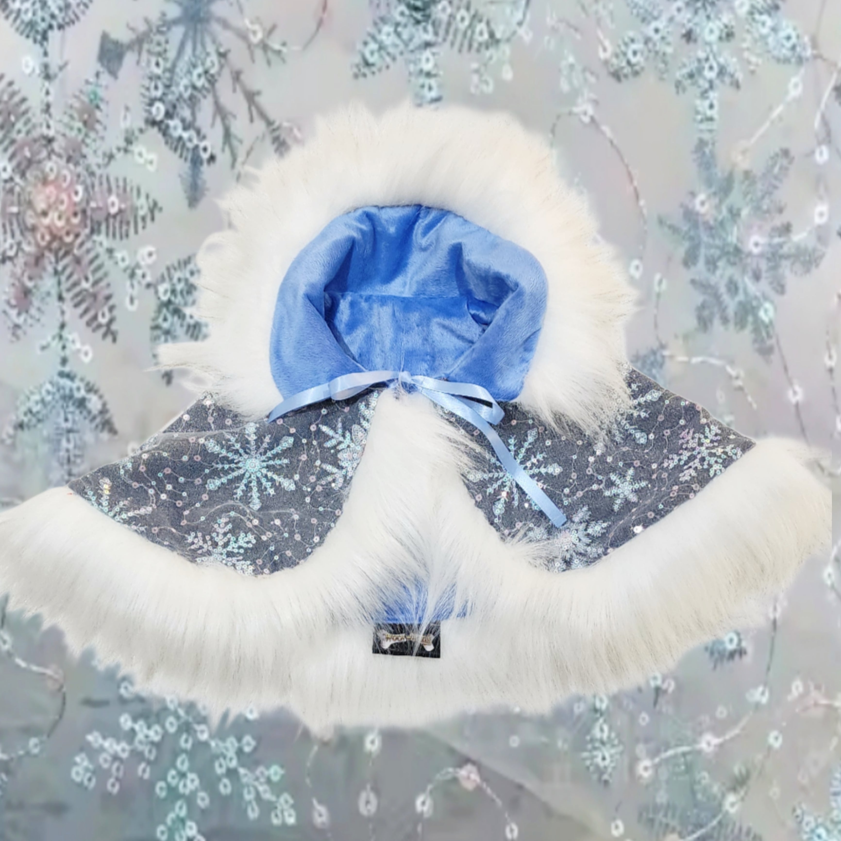 SNOWFALL ROYAL , CAPELET OR CLOAK